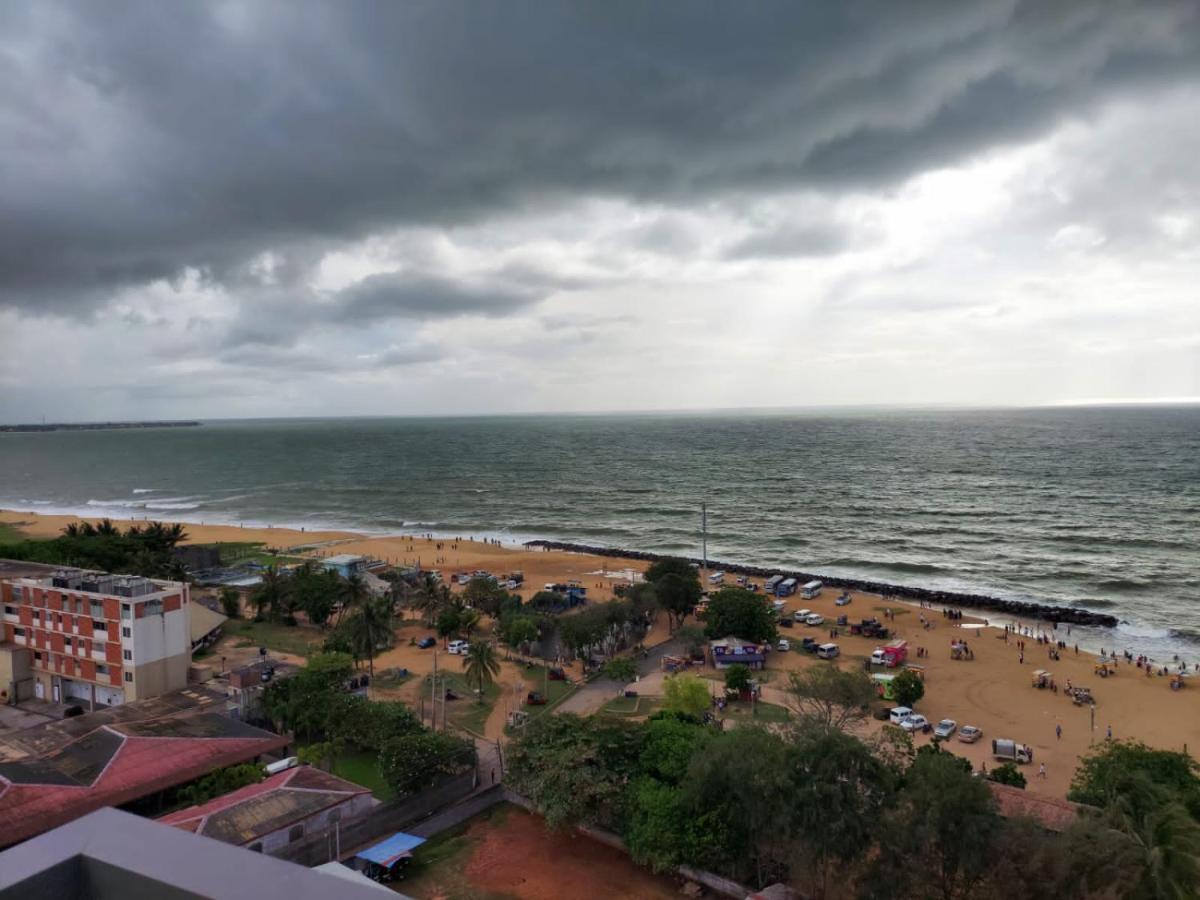 Ocean Breeze Residence Negombo Buitenkant foto